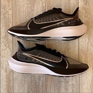 Size 9 Nike Zoom Gravity